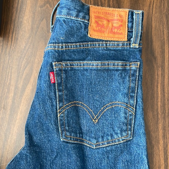 Levi's Jeans | Levis Wedge Fit | Color: Blue | Size: 25 | Angelicaarbizo's Closet